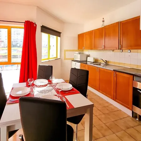 Flh Portimao Flat With Balcony Apartment Portimão